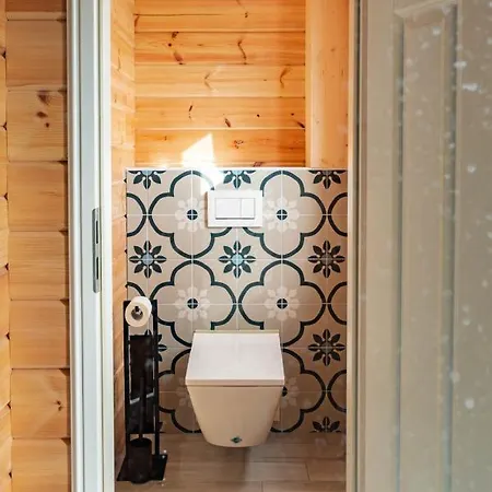 Kranichglueck بيت للعطل *